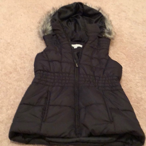 Puffer Vest - Picture 3 of 3